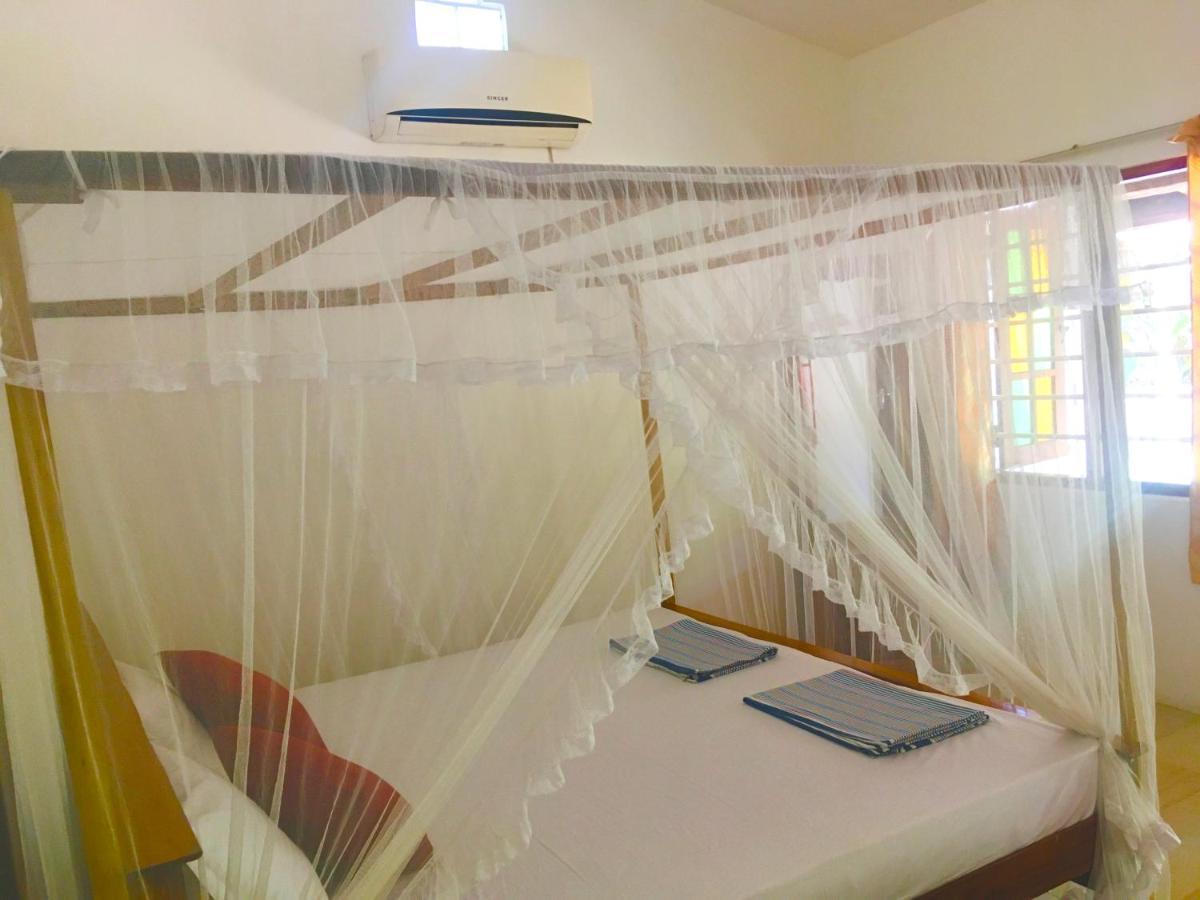 Arachchi Guest House Mirissa Exteriör bild
